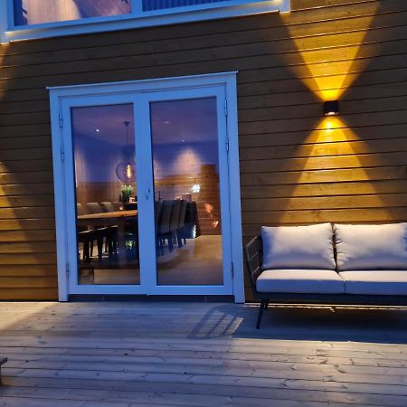 Rorbu Ved Sjoen Villa Bud Eksteriør bilde