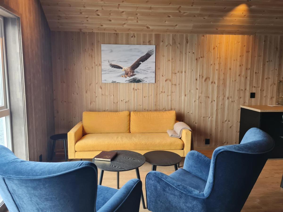 Rorbu Ved Sjoen Villa Bud Eksteriør bilde